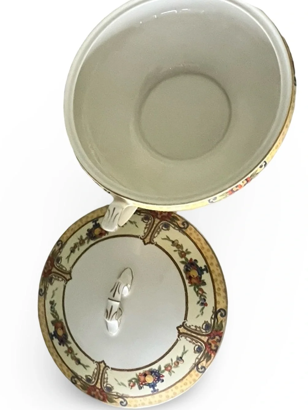 Antique Myott Staffordshire Seville Pattern Round Vegetable Tureen 8.5” Diameter